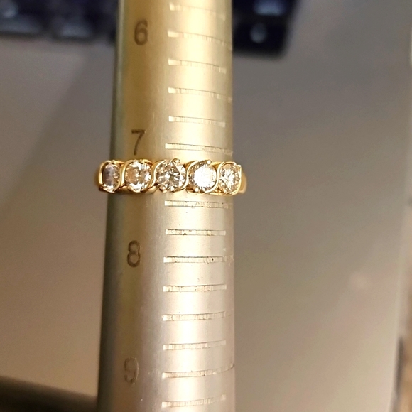 STUNNING 0.80CTW DIAMOND BAND!!! - Picture 1 of 6